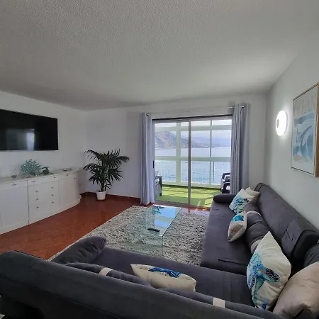 On The Sea Apartment *