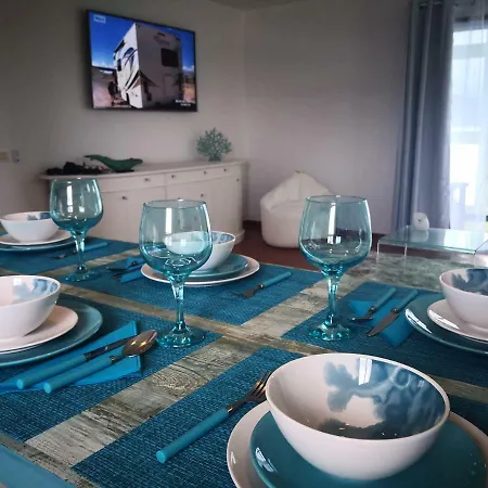 Apartment On The Sea *